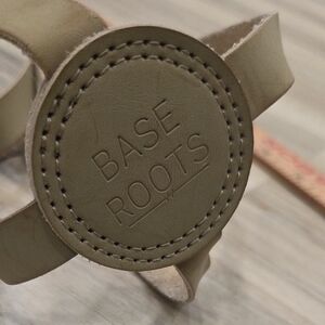 Base Roots Leather Plant Hanger